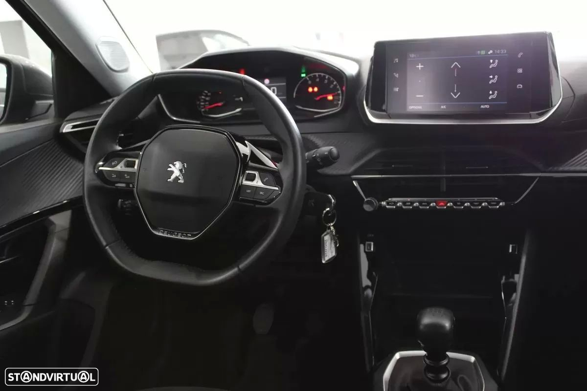 Peugeot 2008 1.2 PureTech Active Pack - 29