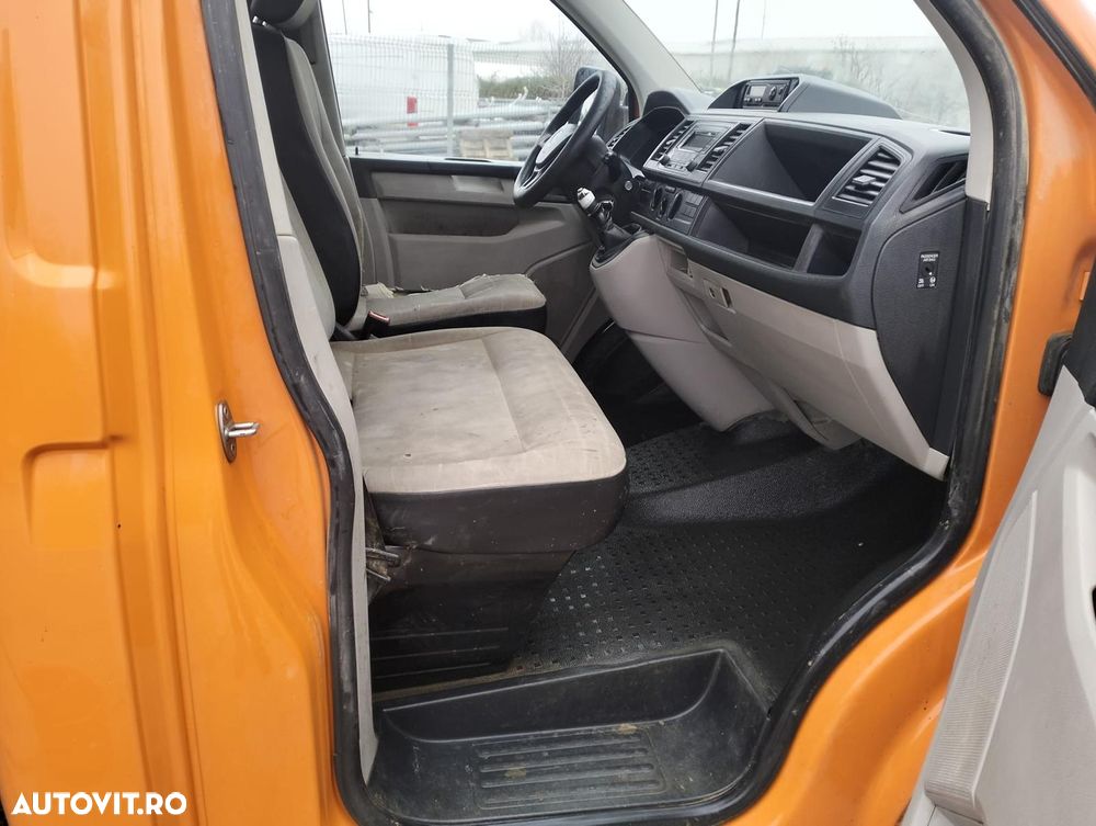 Volkswagen Transporter - 3