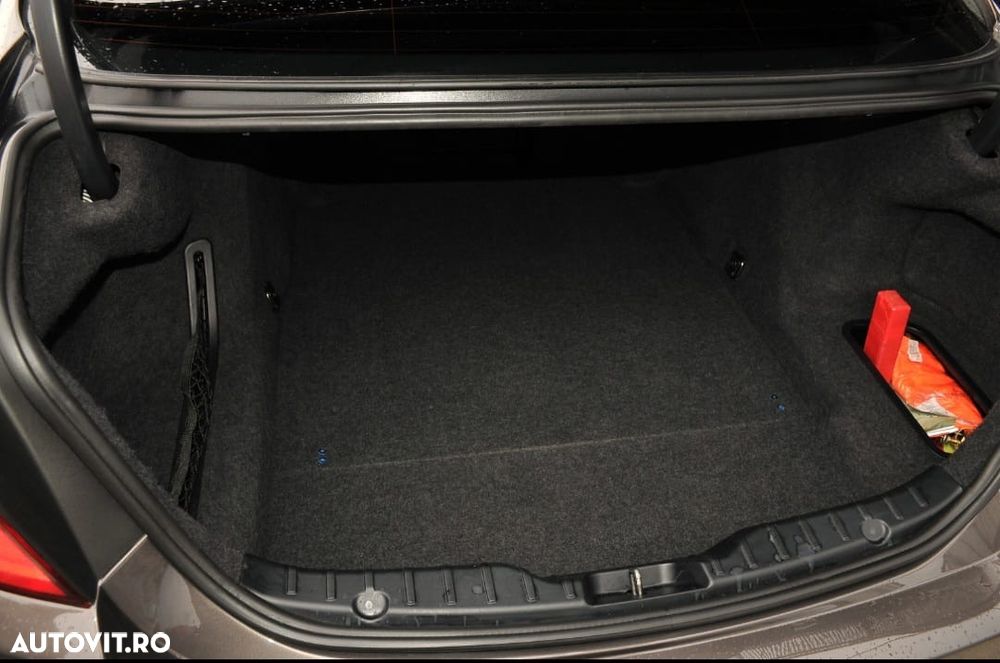 BMW Seria 5 525d xDrive Aut. - 13