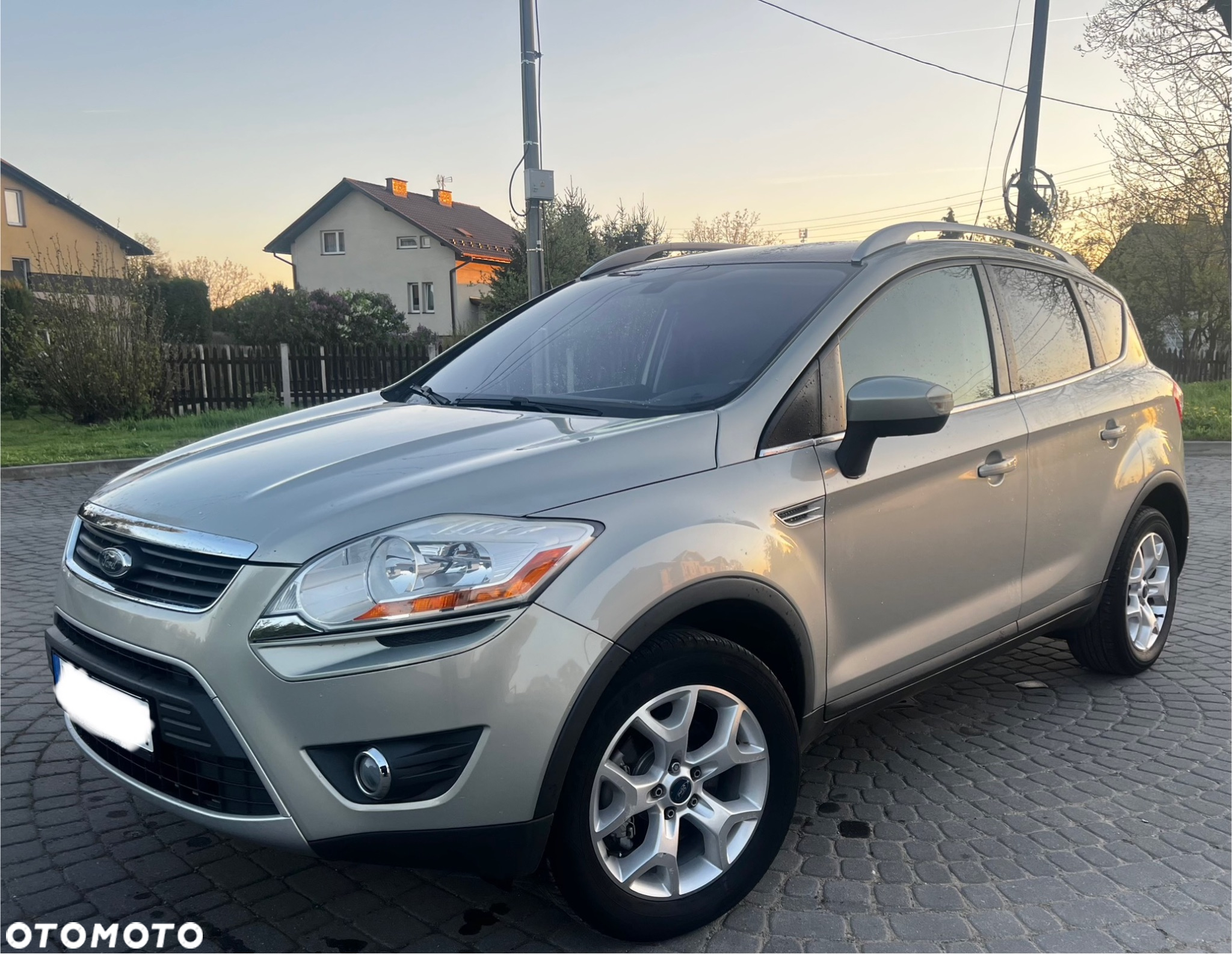 Ford Kuga 2.0 TDCi 4x4 Trend - 2