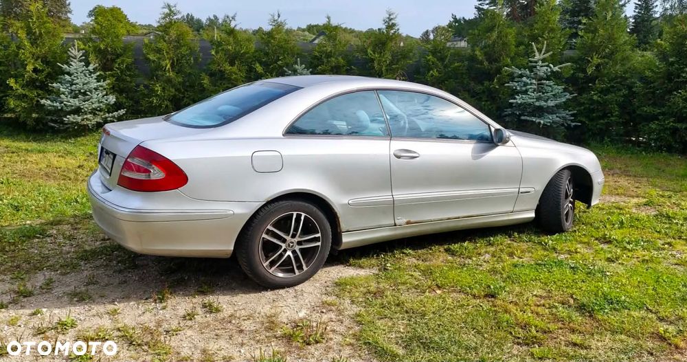 Mercedes-Benz CLK - 5