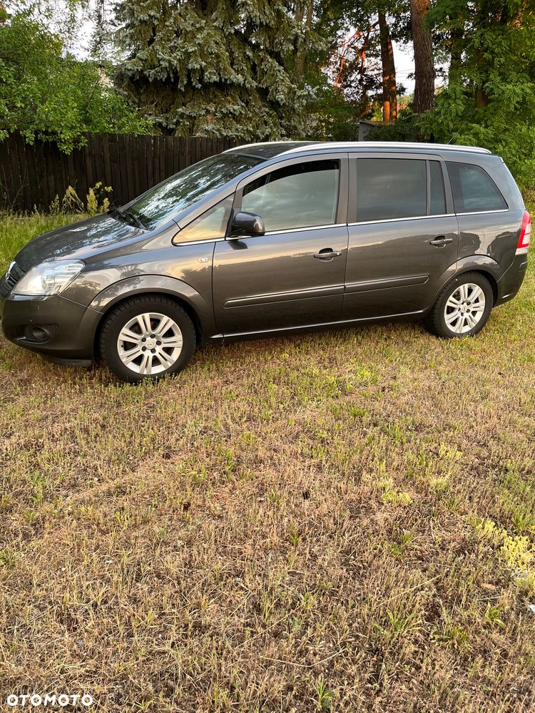 Opel Zafira 1.6 - 3