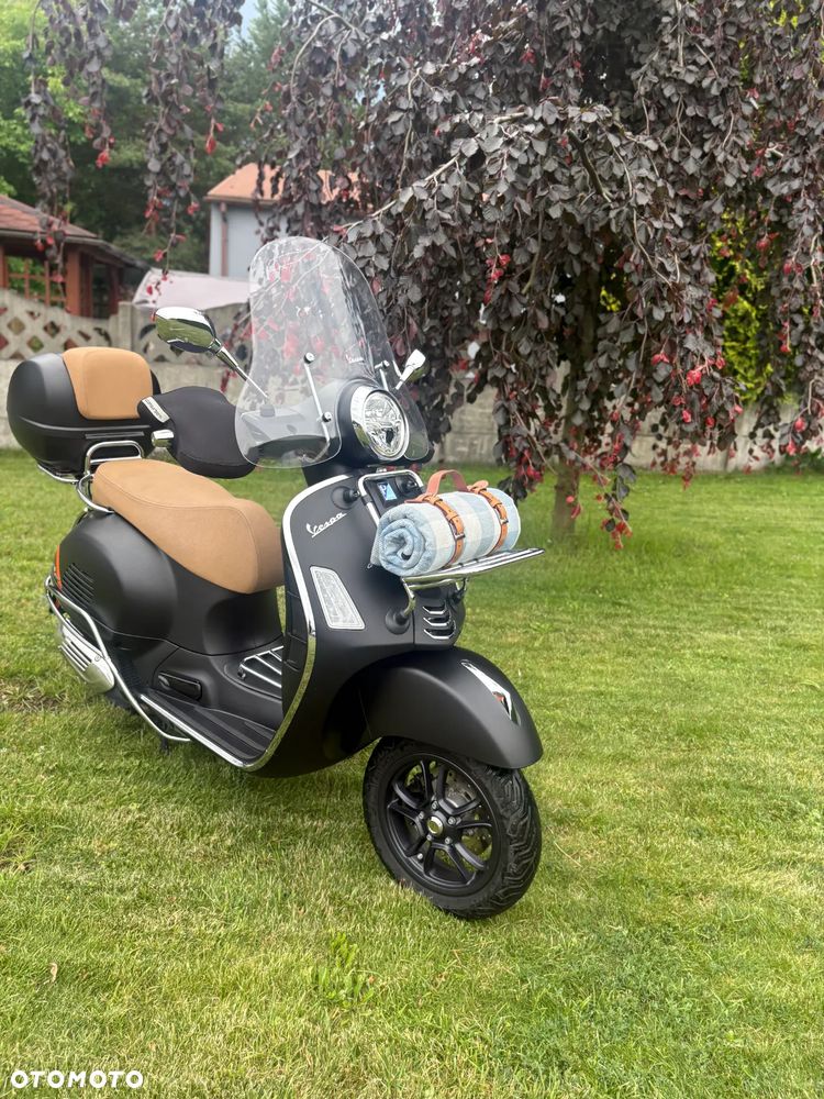 Vespa GTS - 8