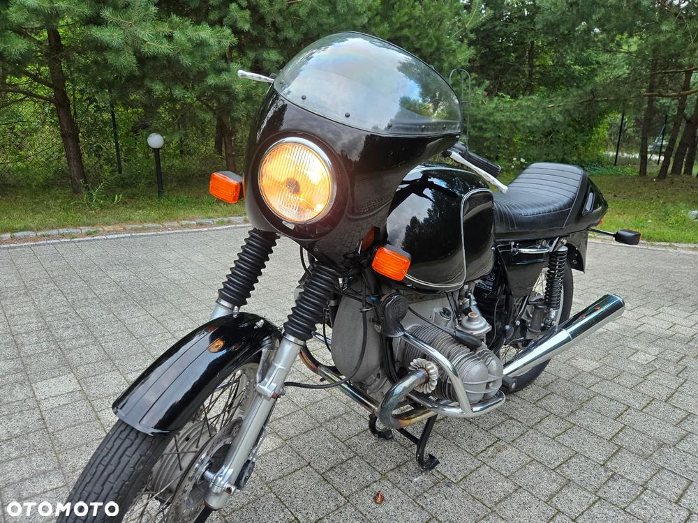 BMW R - 18