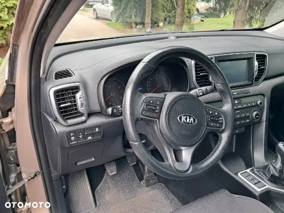 Kia Sportage 1.6 GDI 2WD ISG Spirit - 10