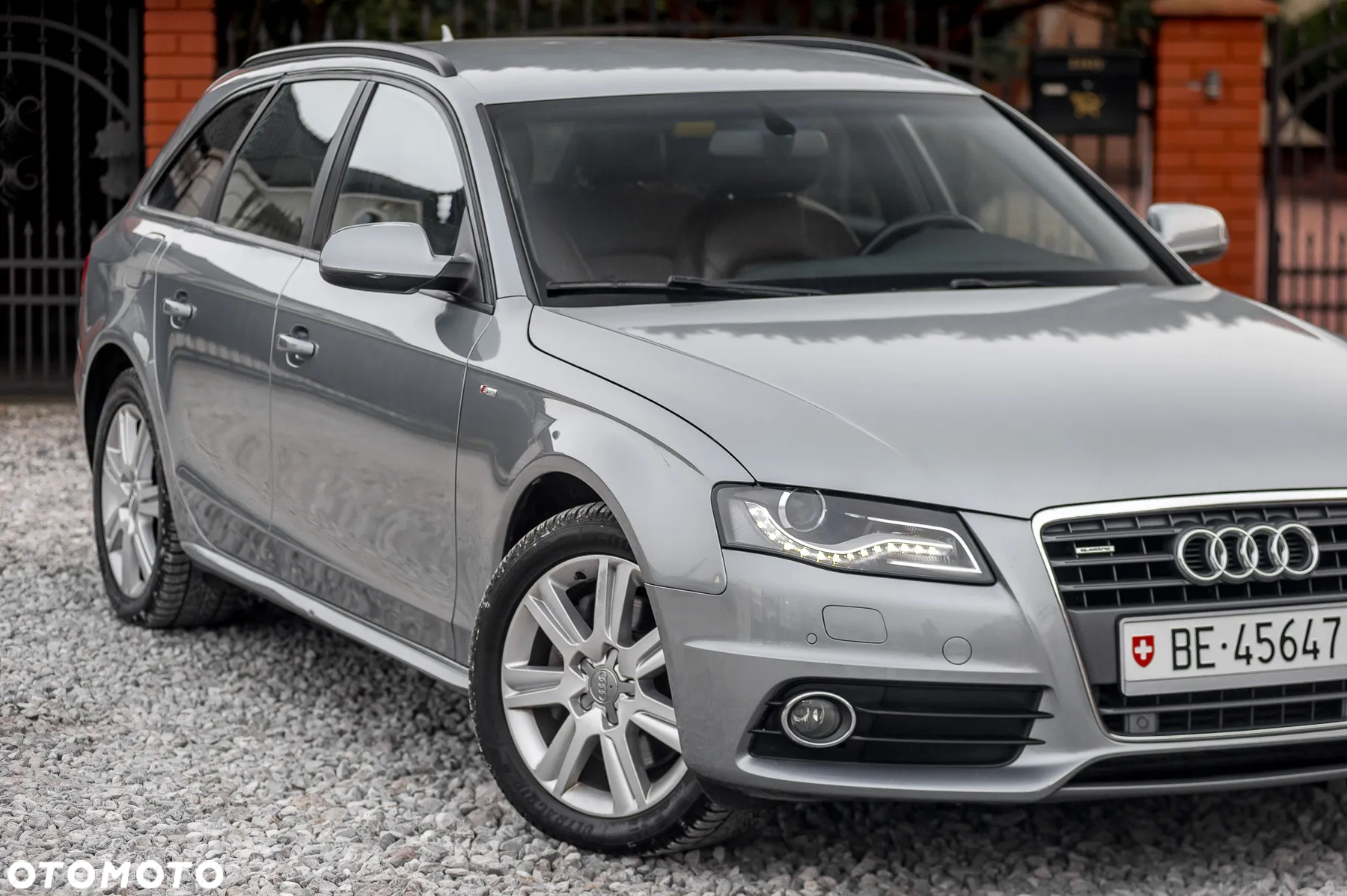 Audi A4 Avant 2.0 TFSI quattro S tronic Ambiente - 2