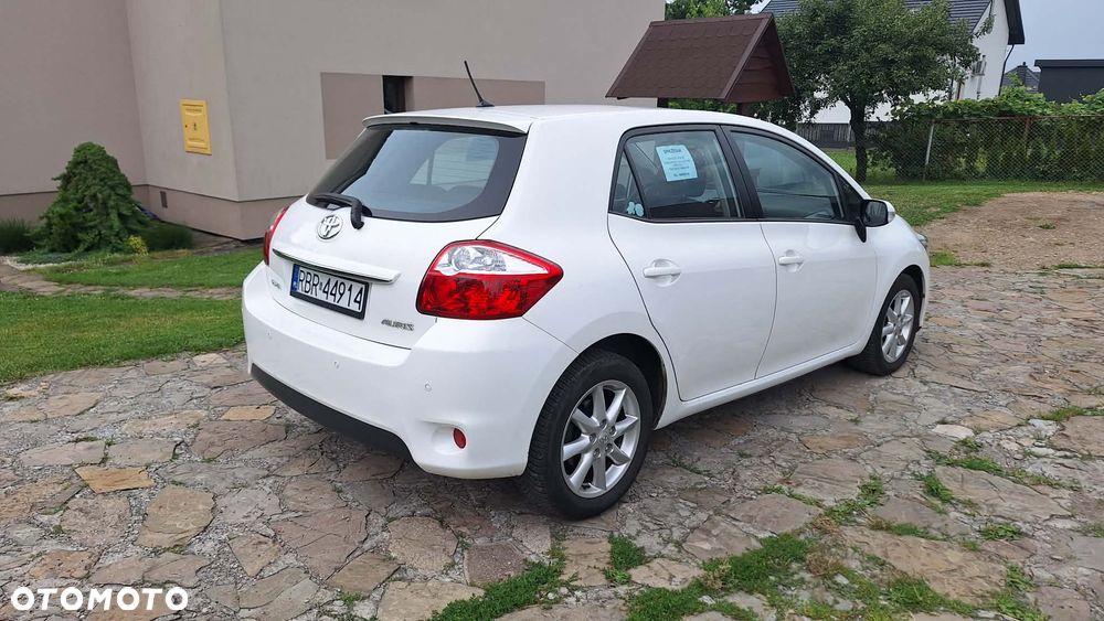 Toyota Auris - 7