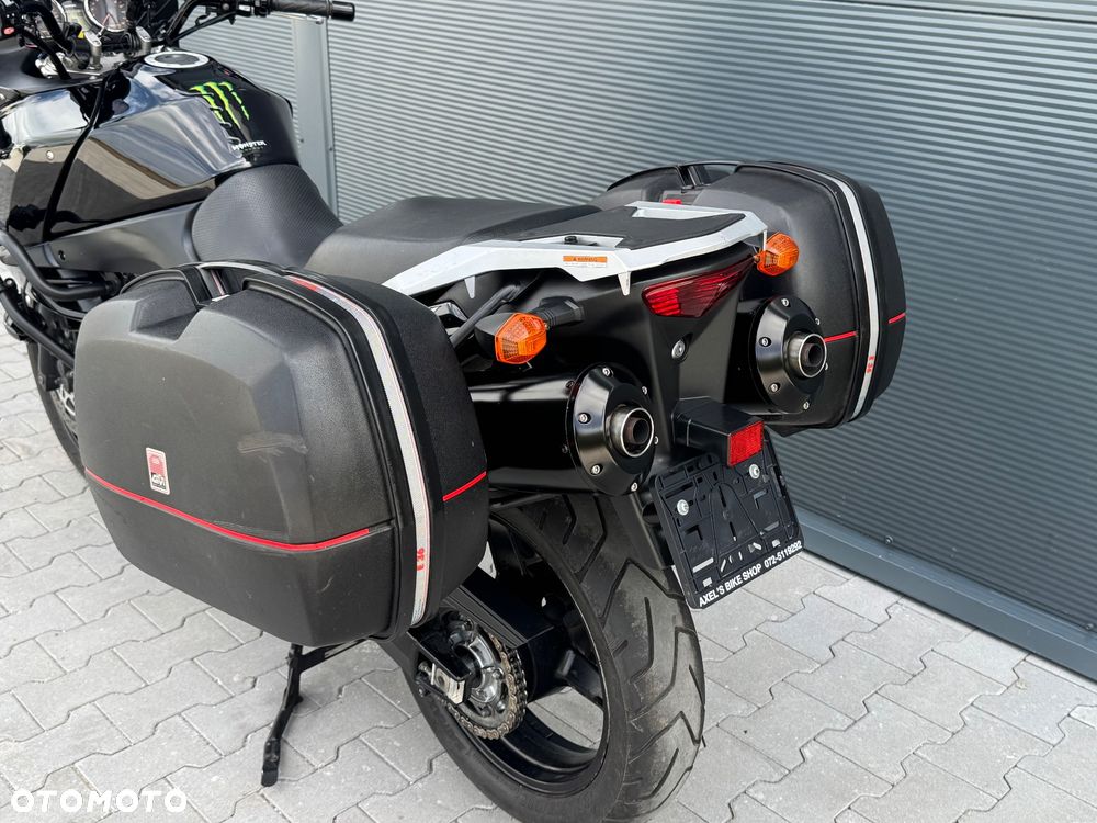 Suzuki V-STROM - 18