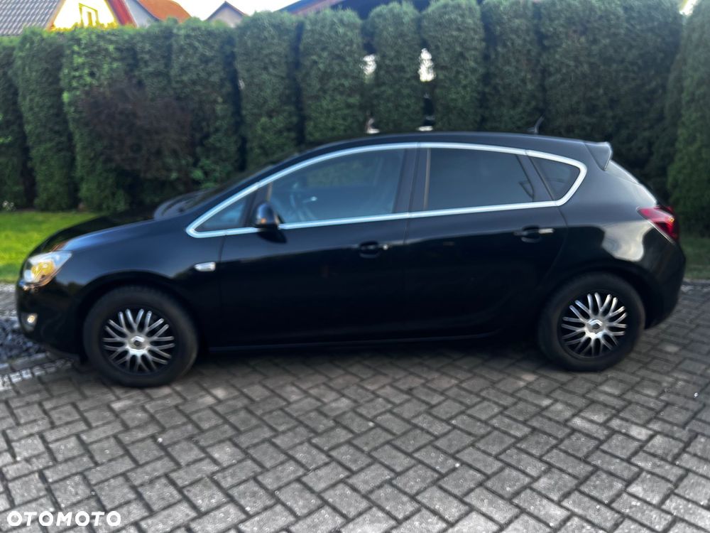 Opel Astra 1.4 Turbo Edition - 19