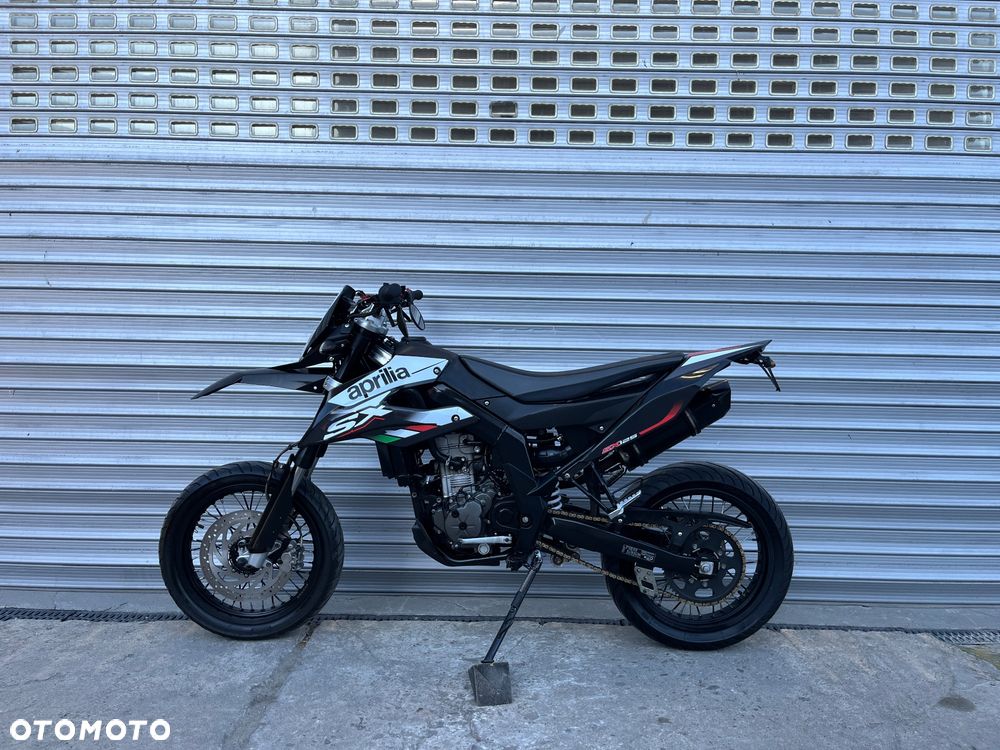 Aprilia SX - 9