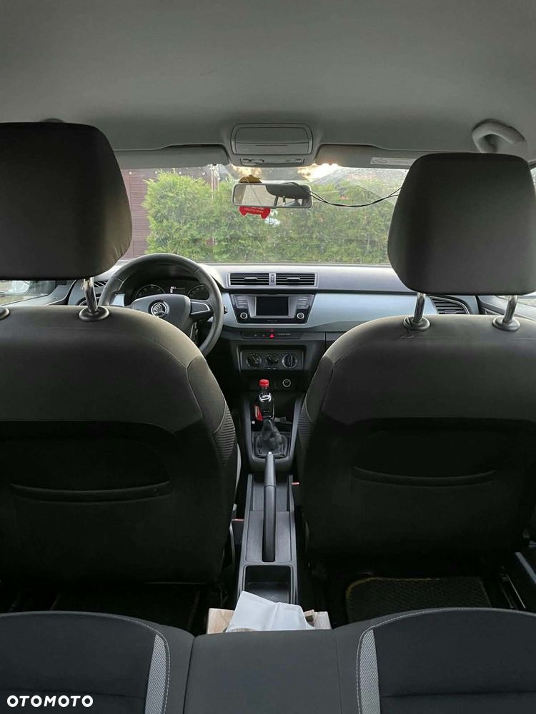 Skoda Fabia - 6