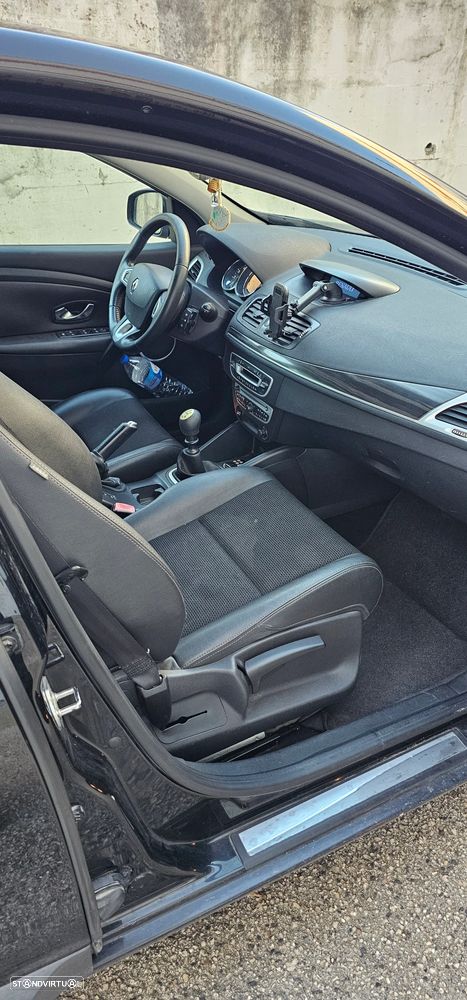 Renault Mégane 1.5 dCi Dynamique - 8