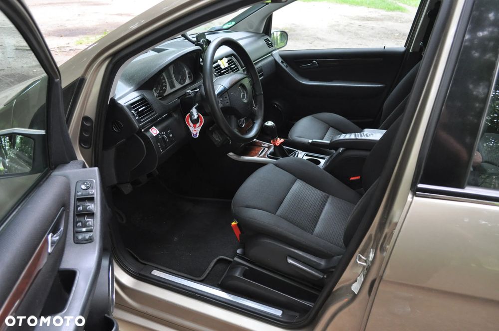 Mercedes-Benz Klasa B 180 CDI DPF Special Edition - 5