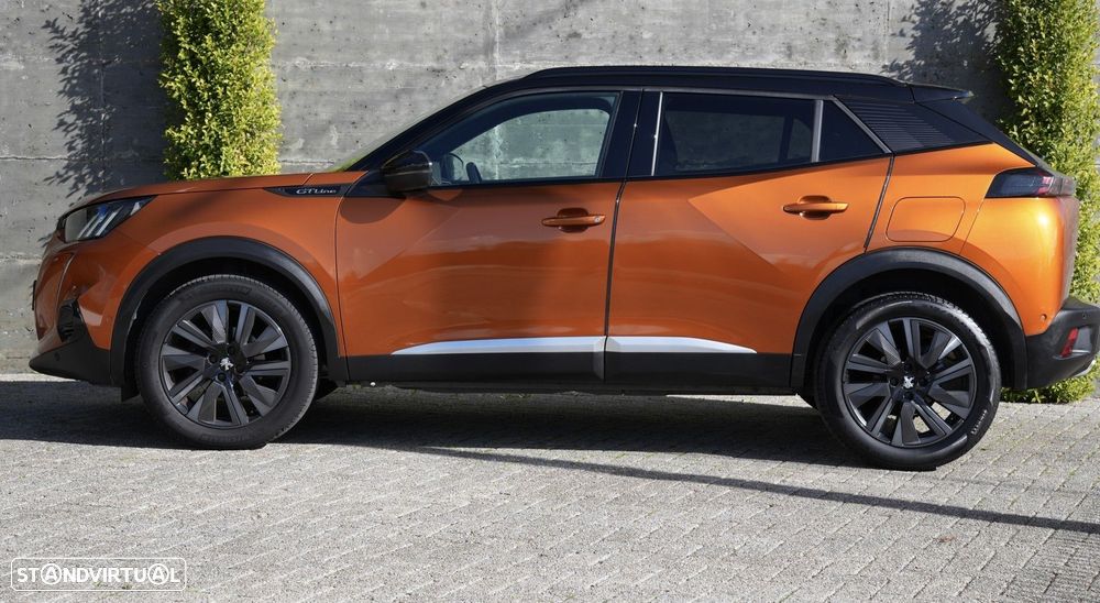 Peugeot 2008 1.2 PureTech GT Line - 3