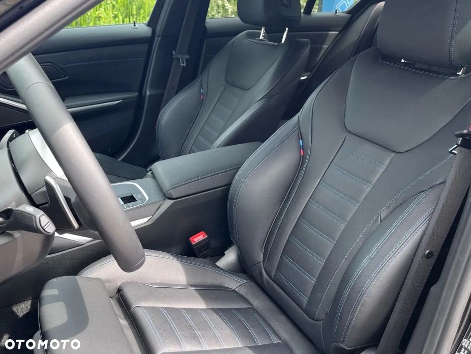 BMW Seria 3 320i xDrive M Sport - 6