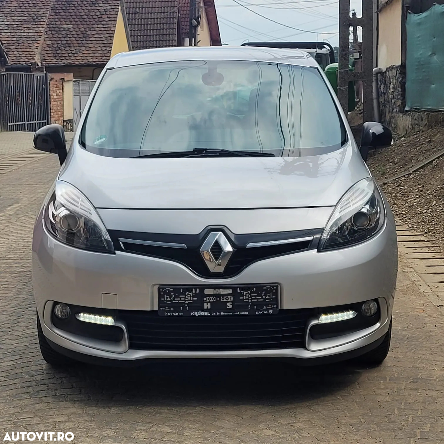 Renault Scenic ENERGY TCe 130 S&S LIMITED - 2