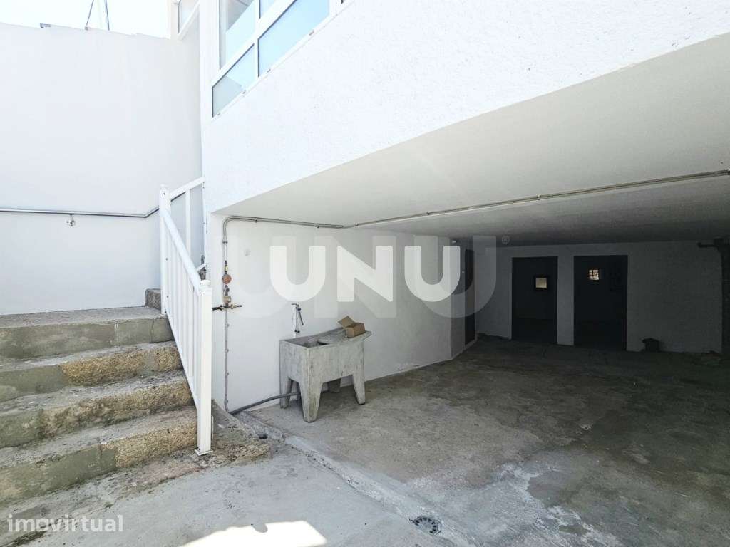 Moradia T2 com Logradouro e Marquise - A 20 minutos de Viseu - Grande imagem: 2/20