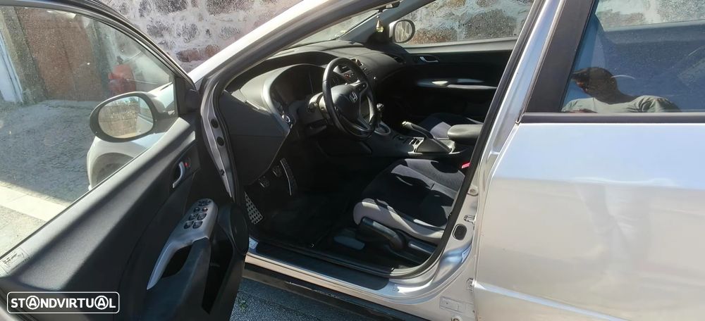 Honda Civic 1.4 Comfort - 4