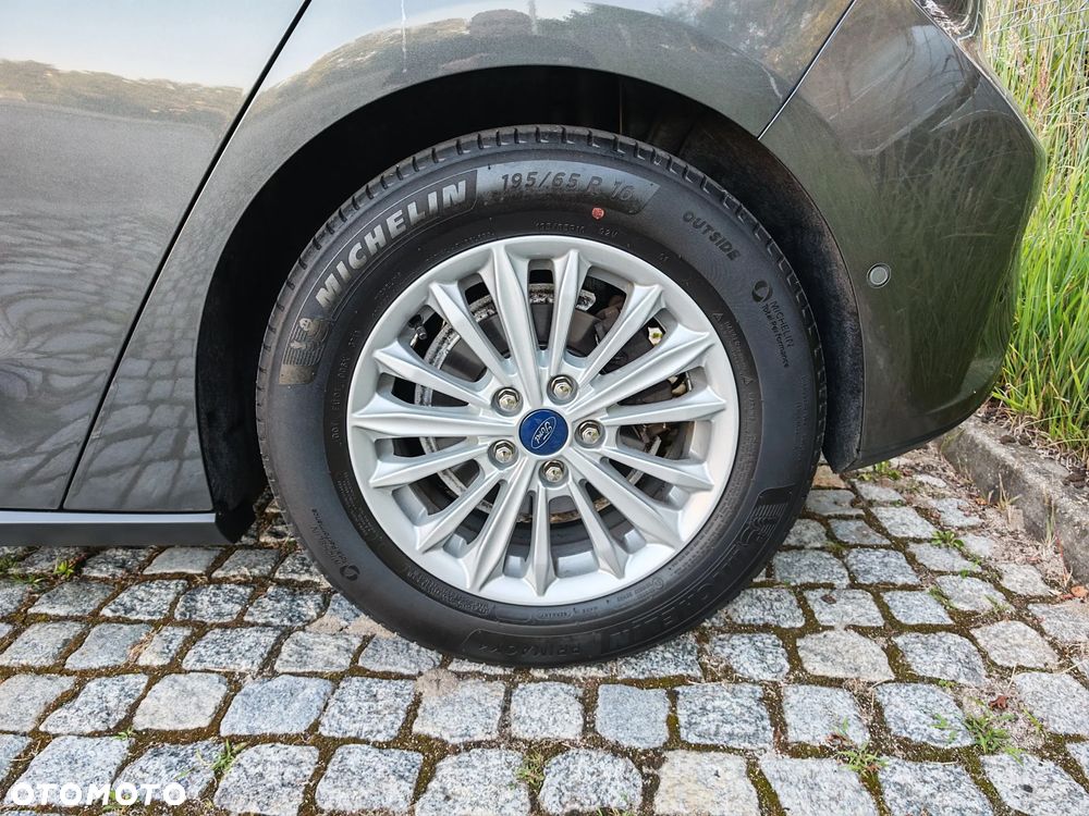 Ford Focus 1.5 EcoBoost Titanium Business - 38