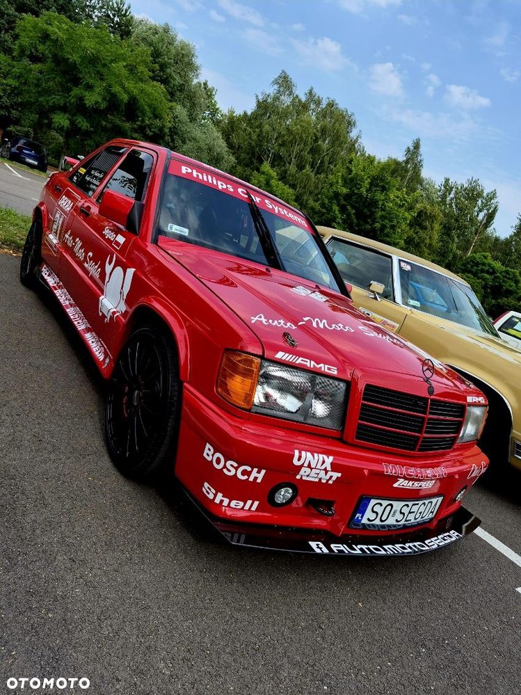 Mercedes-Benz W201 (190) - 1