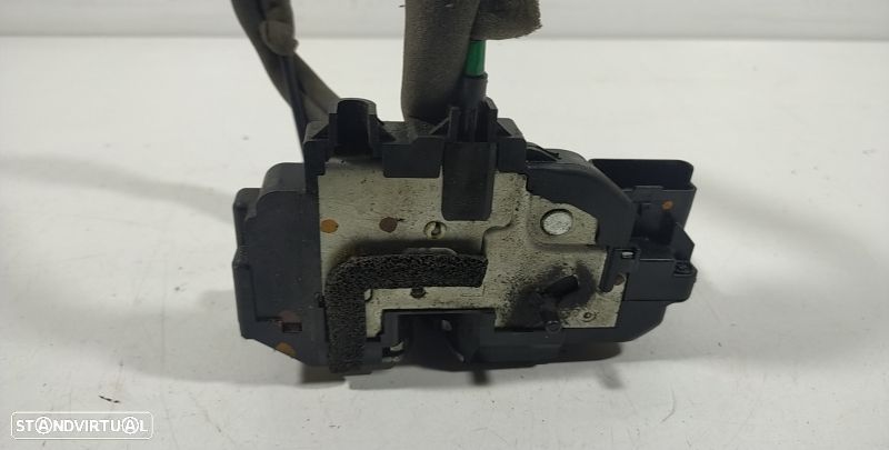 Fecho Porta  Tras Esquerdo Nissan Qashqai / Qashqai +2 I (J10, Nj10, J - 2