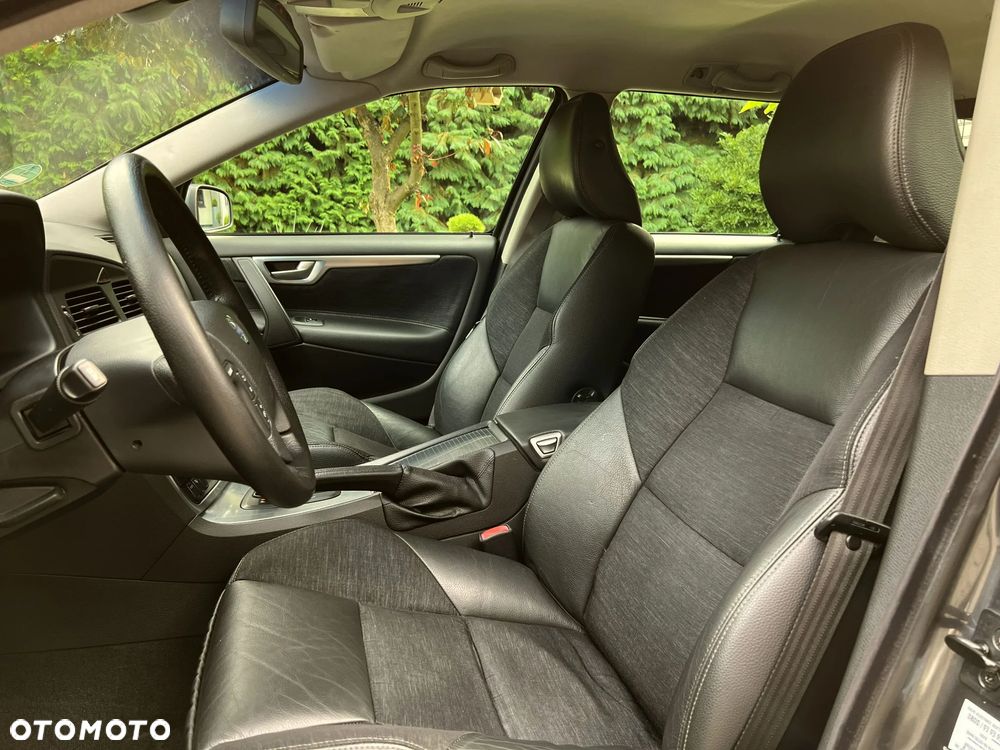 Volvo V70 2.4 Summum - 22