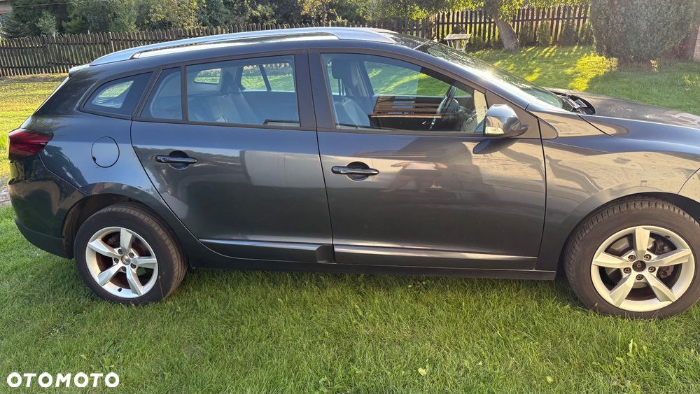 Renault Megane 1.5 dCi Dynamique - 4