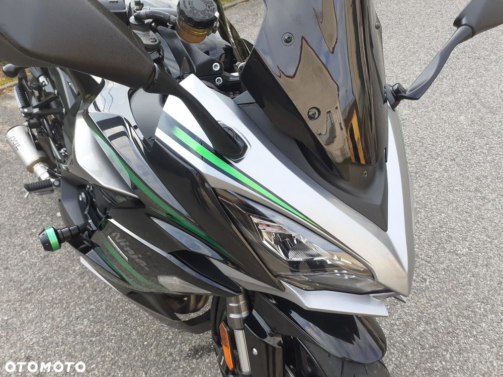 Kawasaki Ninja 1000 SX - 28