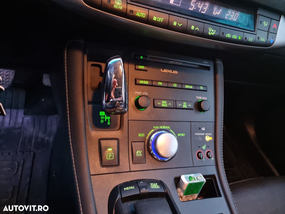 Lexus CT 200h Aut. Eco - 14