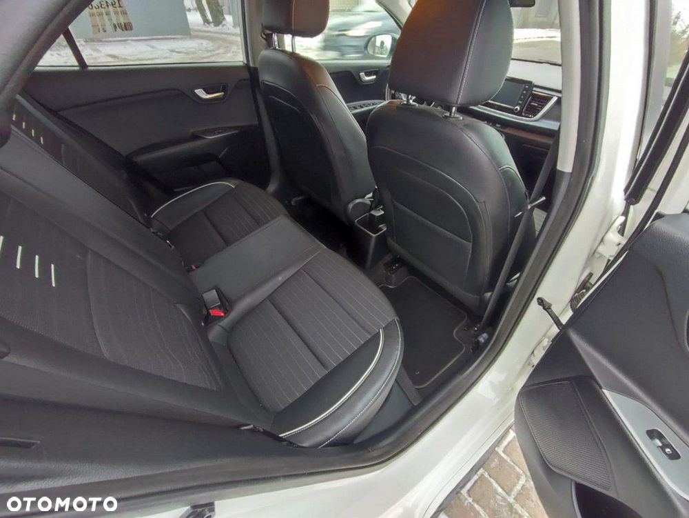 Kia Rio - 3