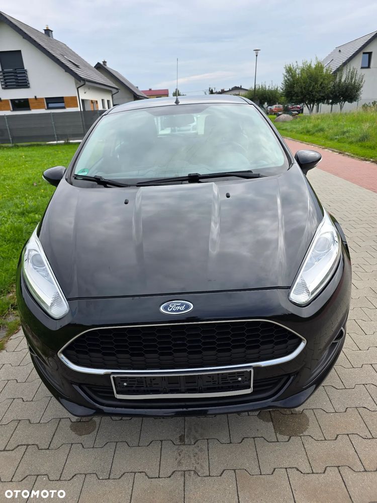 Ford Fiesta 1.0 Champions Edition - 5