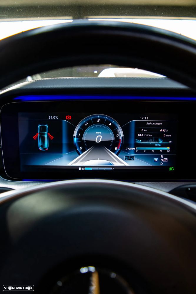 Mercedes-Benz E 220 d Coupe 9G-TRONIC Night Edition - 13
