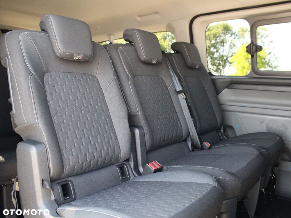 Ford Transit Custom - 11