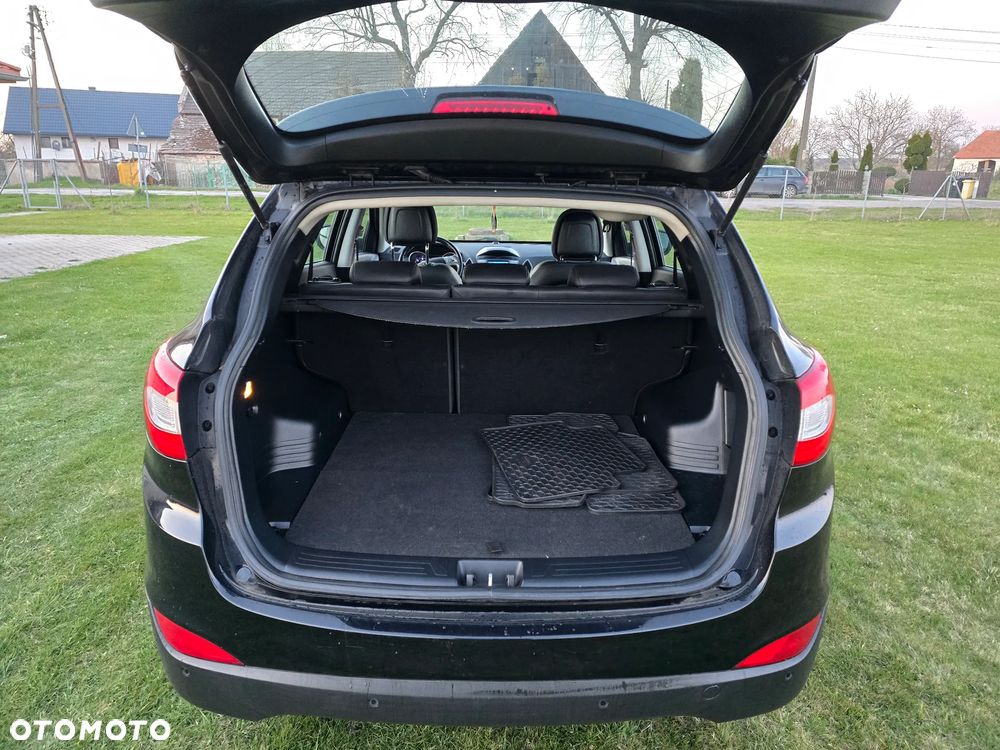 Hyundai ix35 1.7 CRDi 2WD Fifa World Cup Edition - 6
