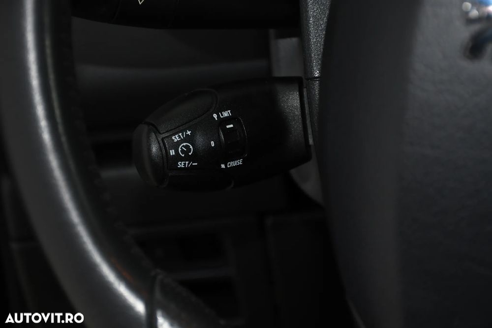 Peugeot 5008 HDI FAP 165 Automatik Allure - 24