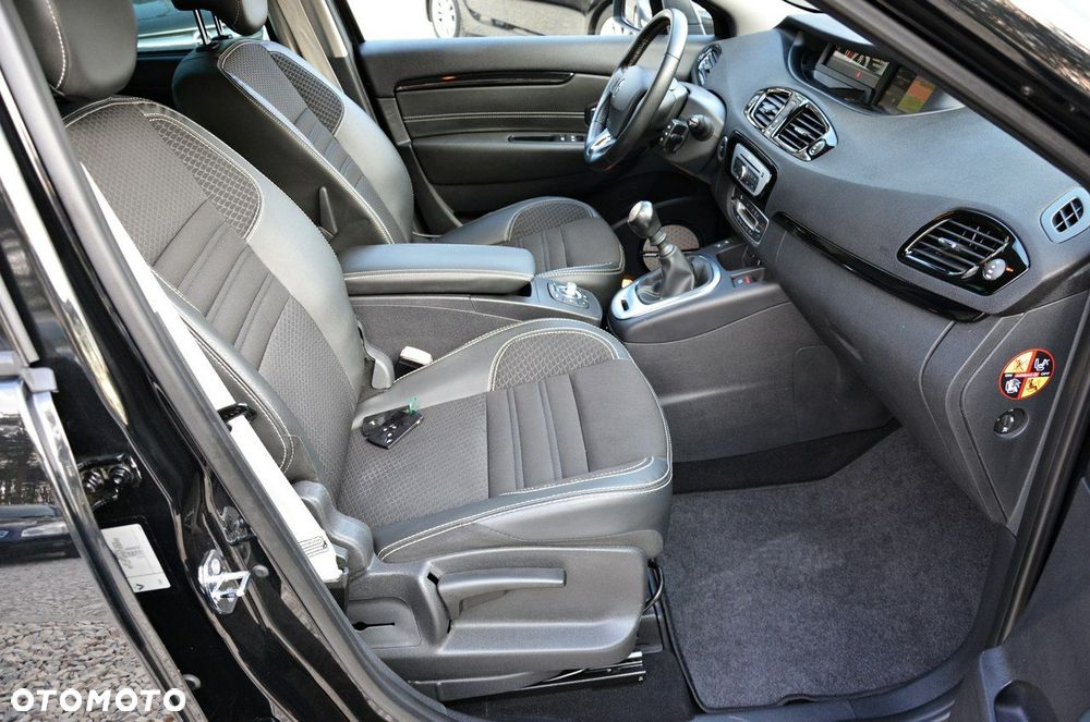 Renault Grand Scenic - 35