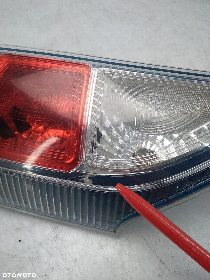 LAMPA LEWA TYLNA TYŁ RENAULT KANGOO II Z.E 265550870R - 3
