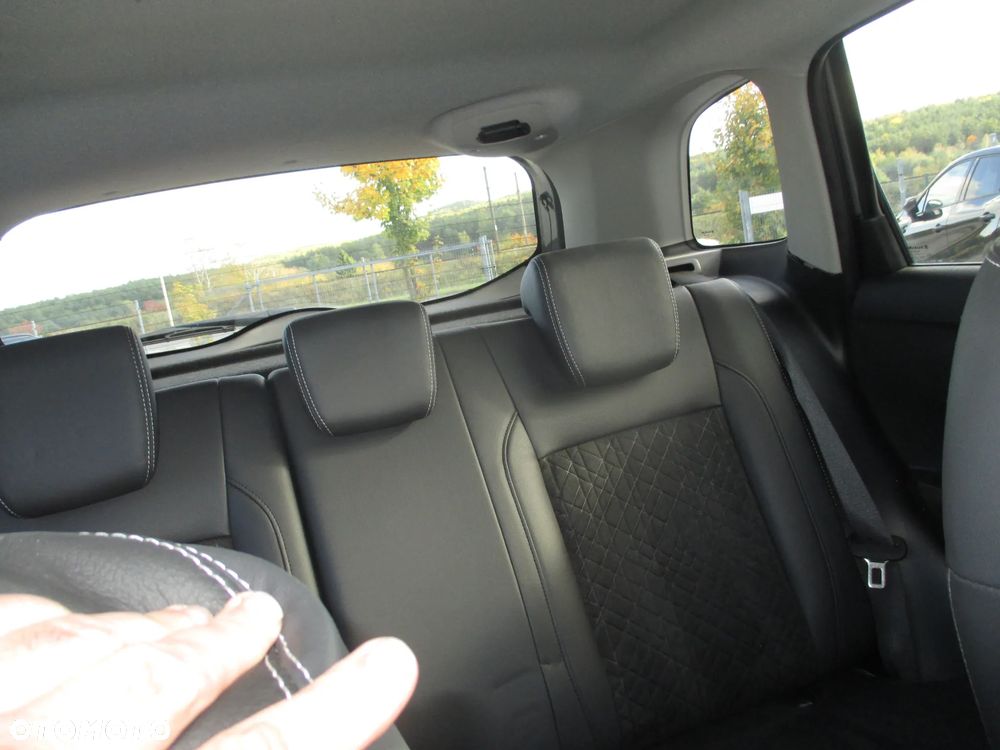Suzuki Vitara - 11