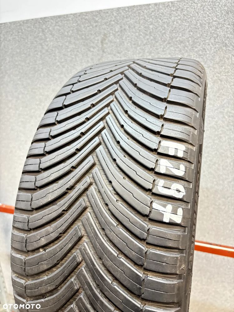 1 Opona Wielosezonowa Bridgestone 225/40/18 92Y, XL - 3