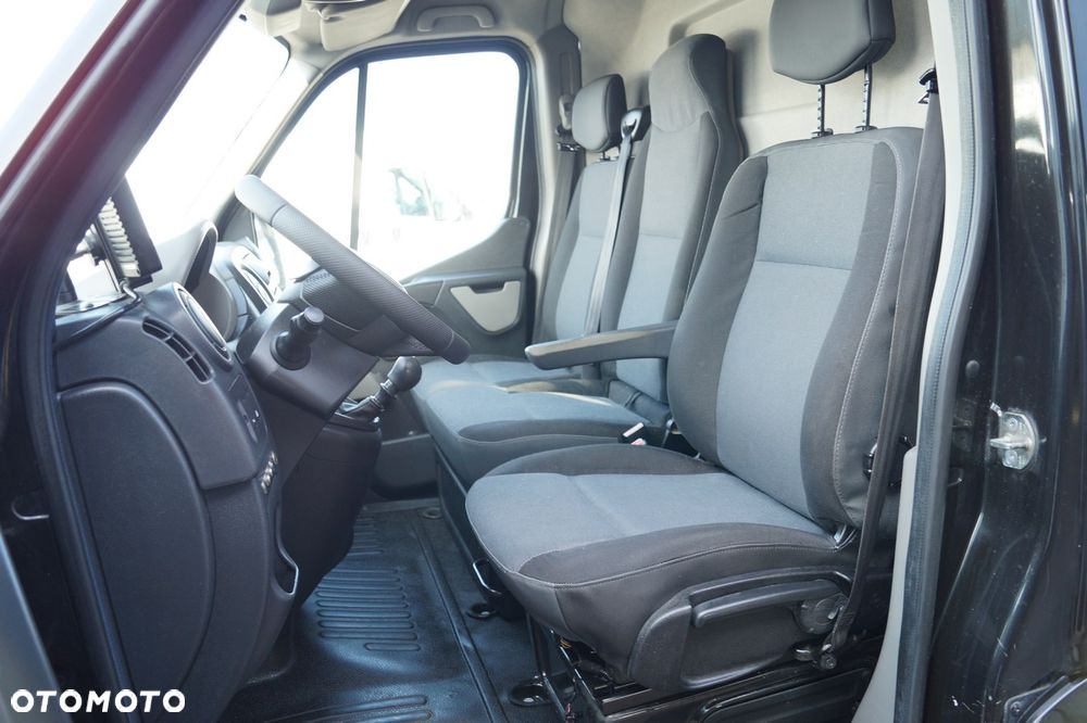 Renault Master - 18