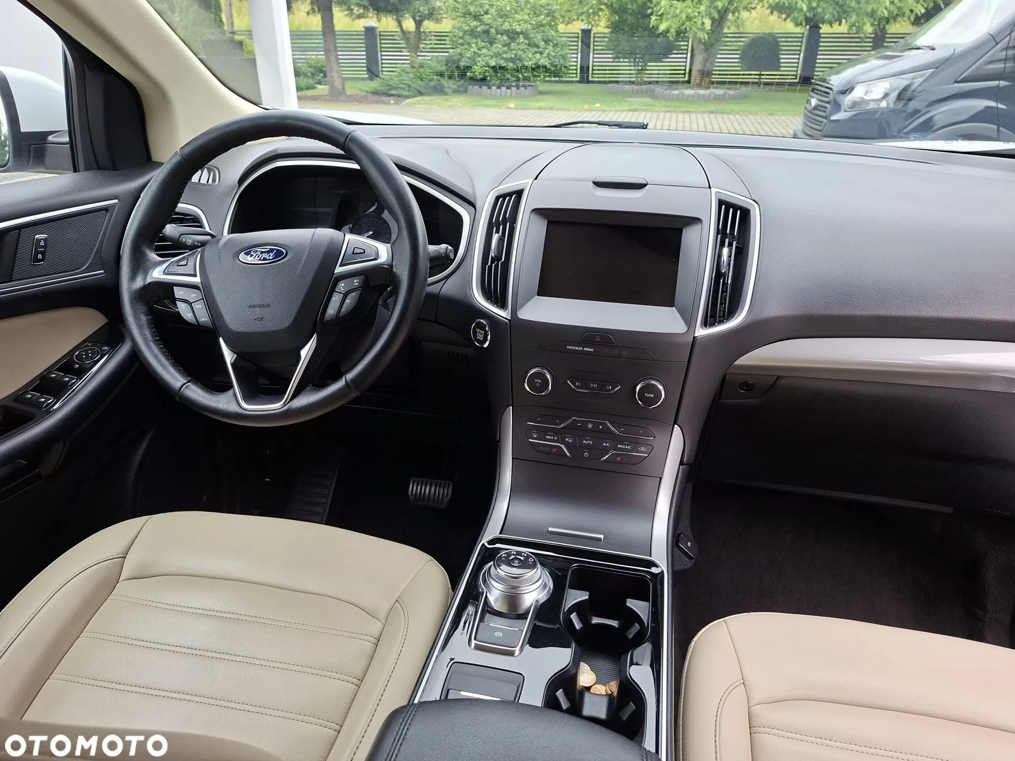 Ford Edge - 11