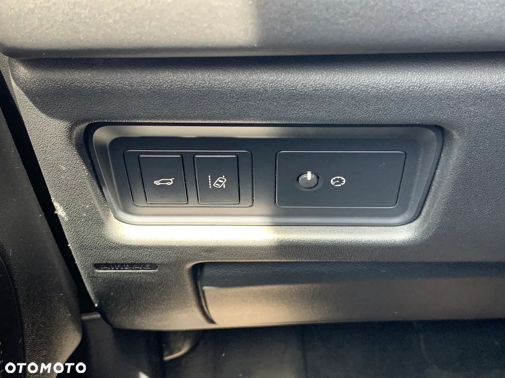 Land Rover Discovery Sport 2.0 TD4 Pure - 22