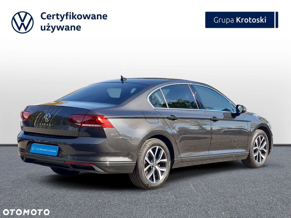 Volkswagen Passat - 6