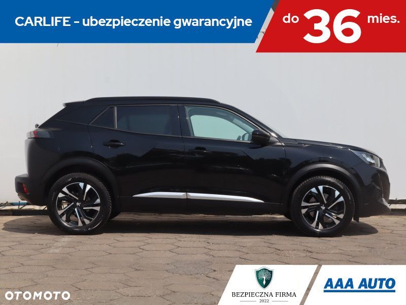 Peugeot 2008 - 8