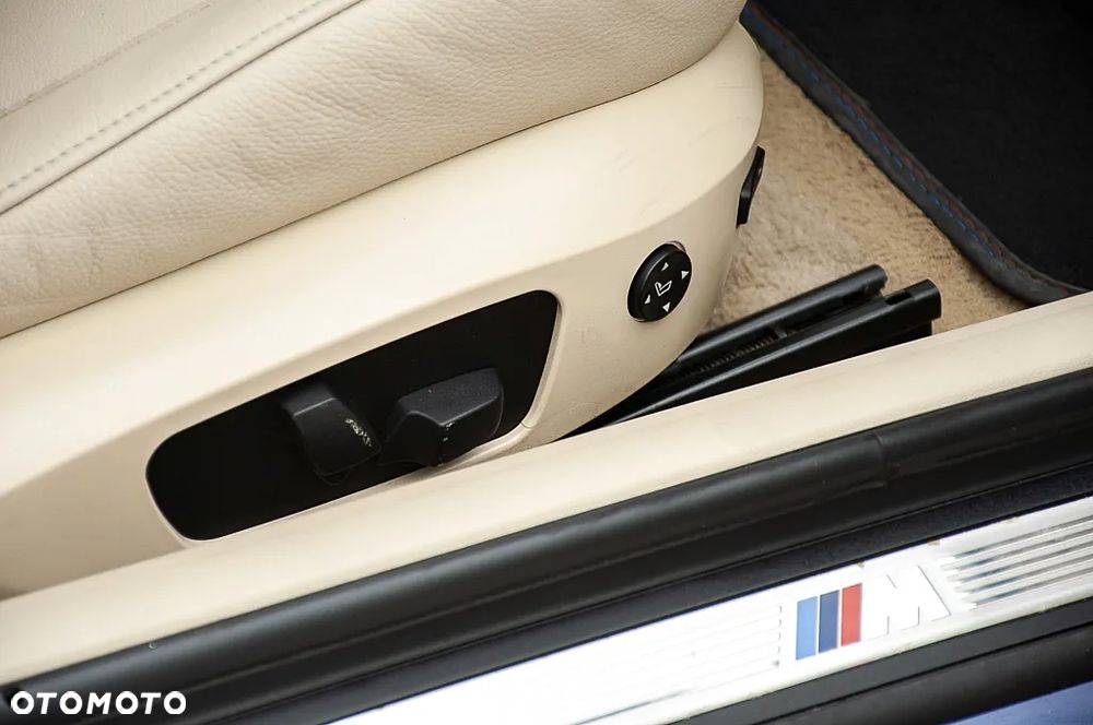 BMW Seria 3 330xd - 38
