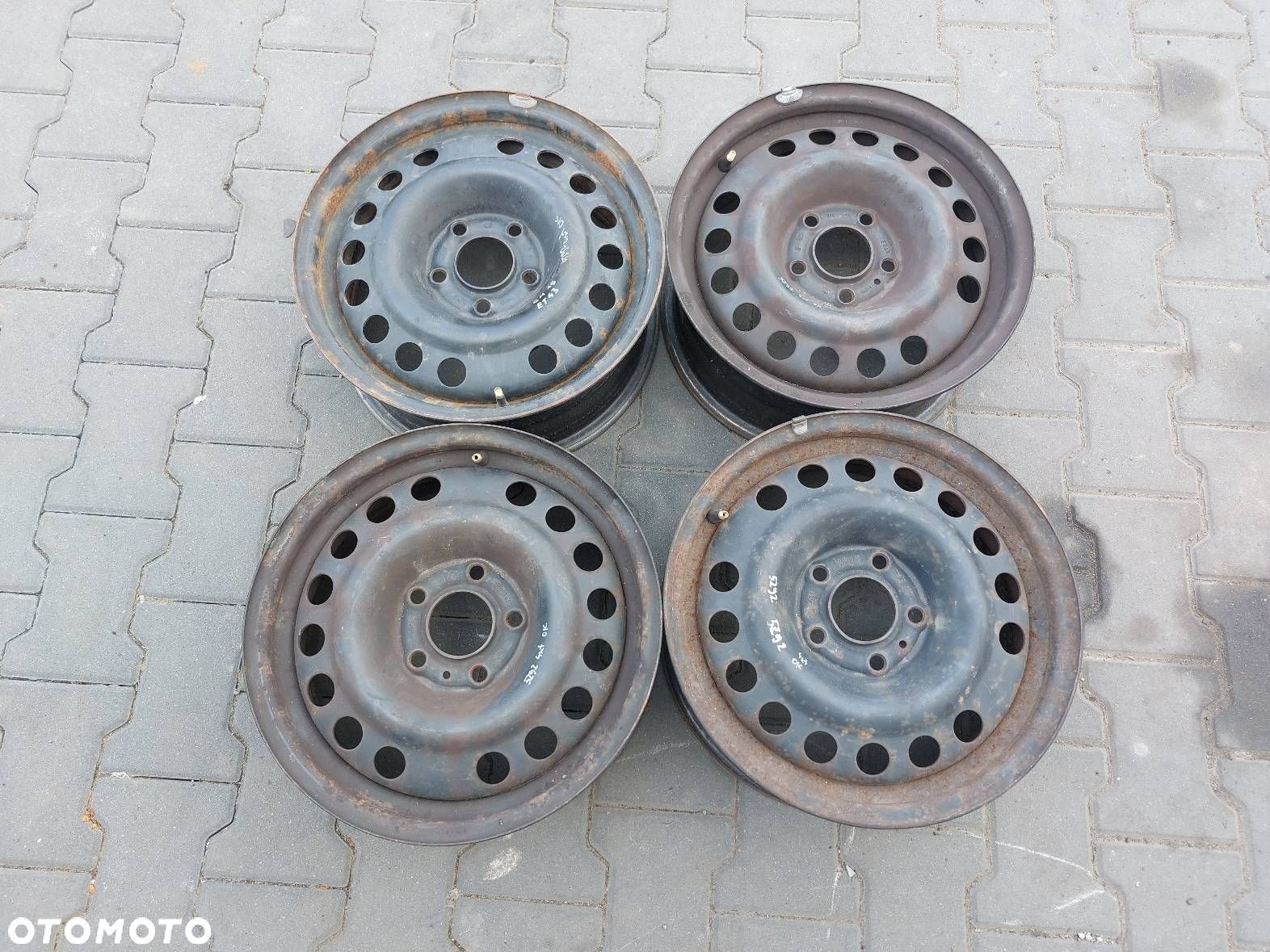 FELGI STALOWE 4 SZT 5X110 6JX15 ET43 FI 65.1  OPEL ZAFIRA A KBA43737 - 1