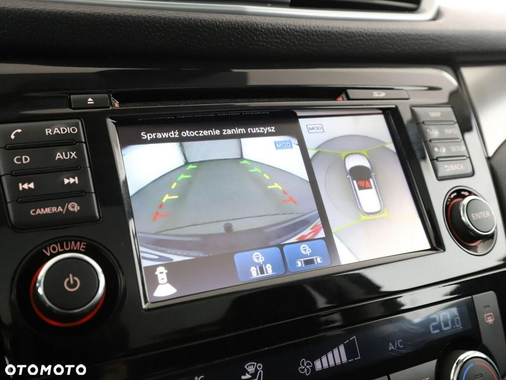 Nissan Qashqai 1.6 DIG-T N-Connecta - 25
