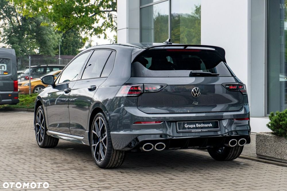 Volkswagen Golf 2026 photo 5