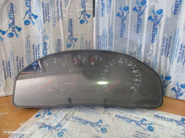 Quadrante 8D0919861H AUDI A4 1999 1.6I KM/H Digital - 1