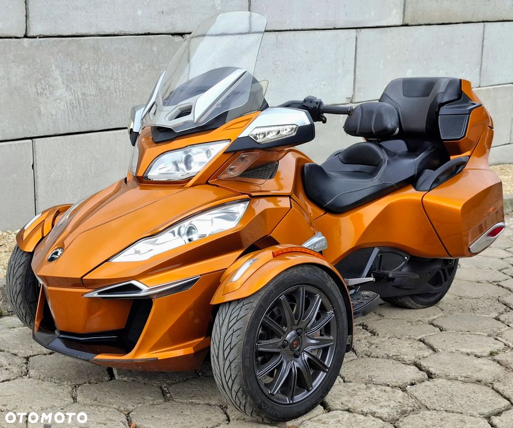 Can-Am Spyder - 9